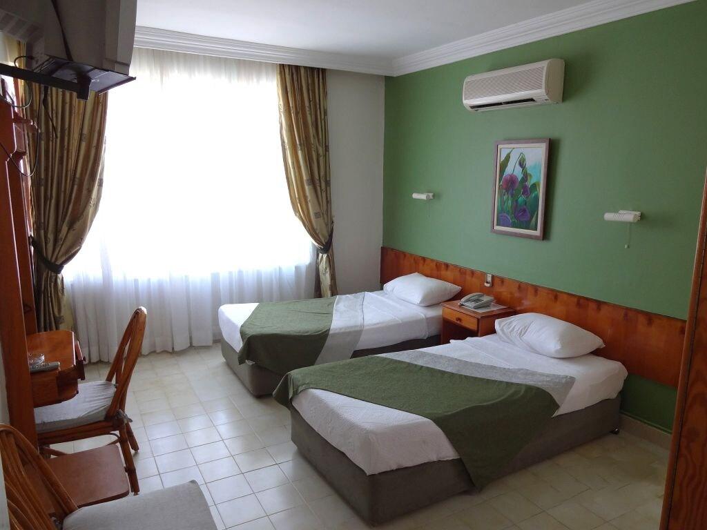 אלאניה Pinar Hotel מראה חיצוני תמונה