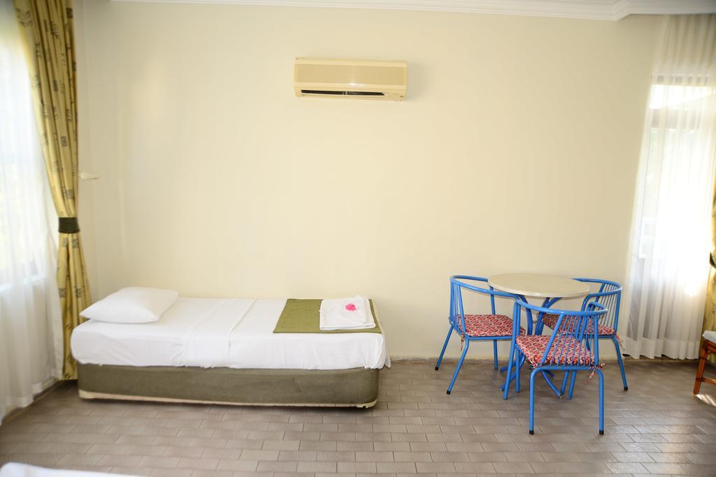אלאניה Pinar Hotel מראה חיצוני תמונה