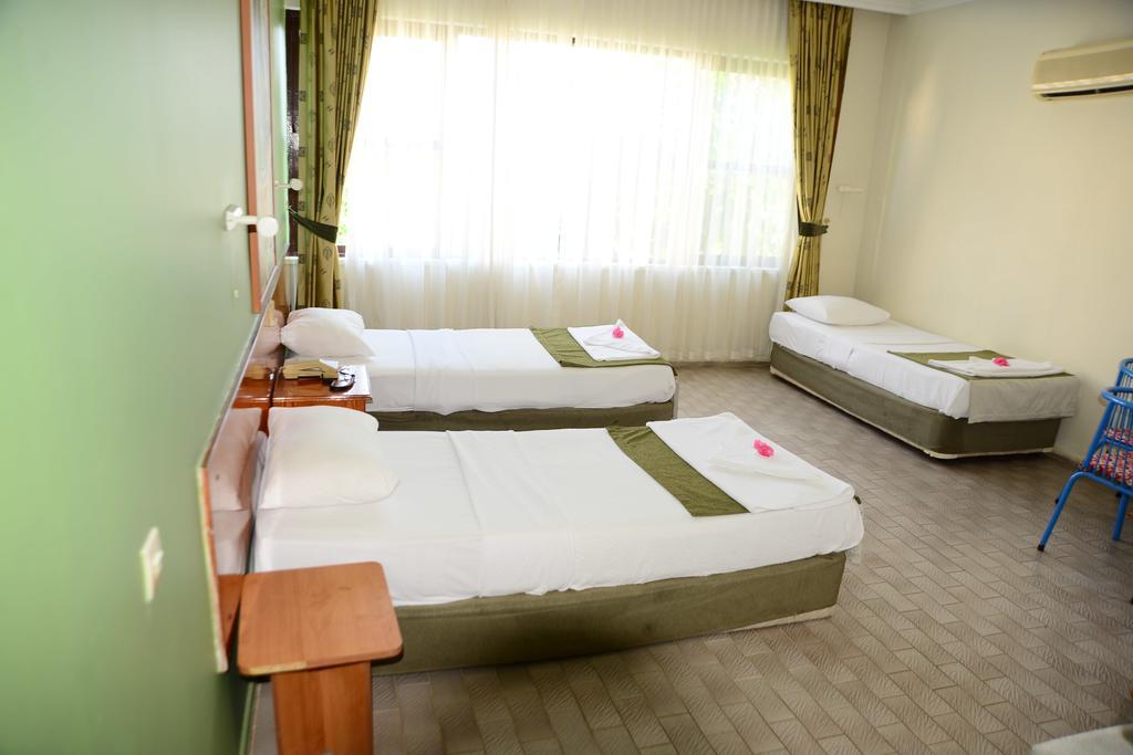 אלאניה Pinar Hotel מראה חיצוני תמונה
