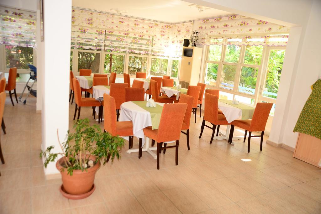 אלאניה Pinar Hotel מראה חיצוני תמונה
