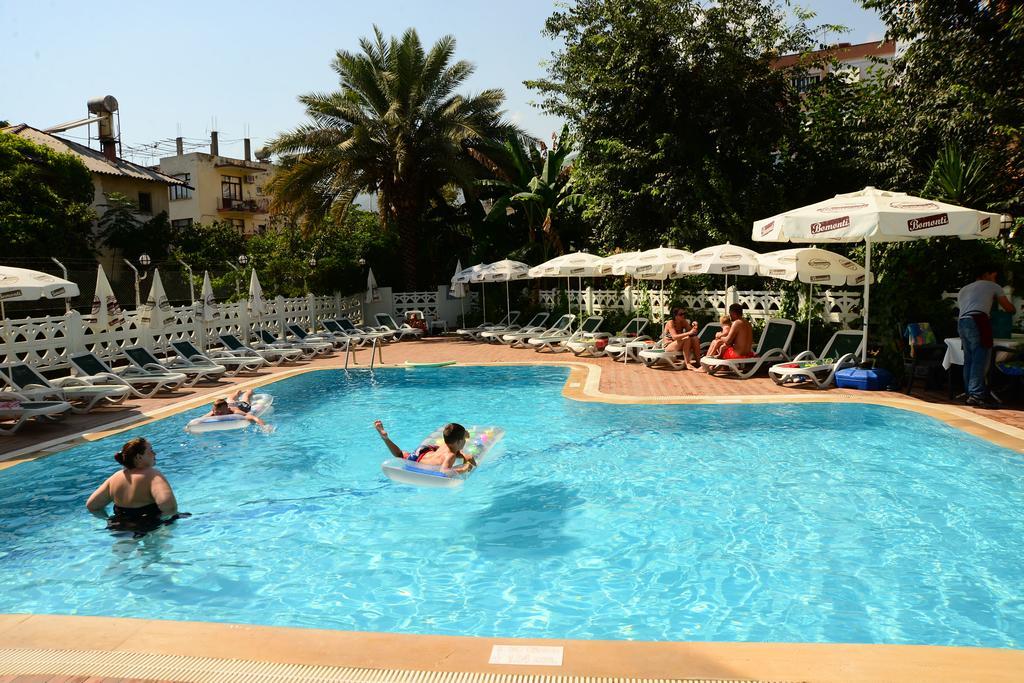 אלאניה Pinar Hotel מראה חיצוני תמונה